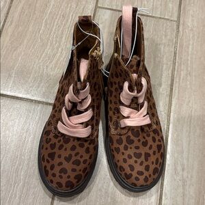 Cat & Jack Brown Leopard Print Kids Boots with Pink Laces